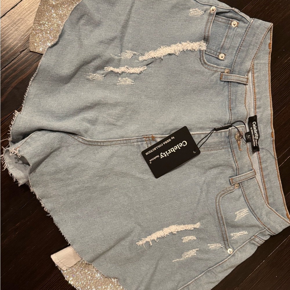 NWT Celebrity Fashion Light Blue Denim Crystal Embellished Shorts, Sz L